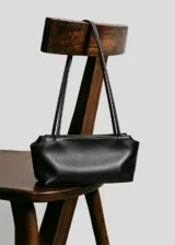 Black_Aveline Atelier_soft genuine leather east-west shoulder bag_Lifestyle Scene