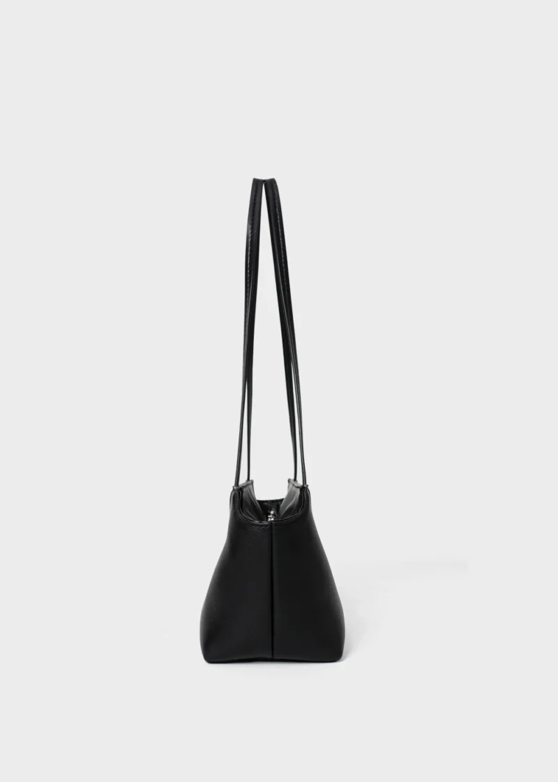 Black_Aveline Atelier_soft genuine leather east-west shoulder bag_side view